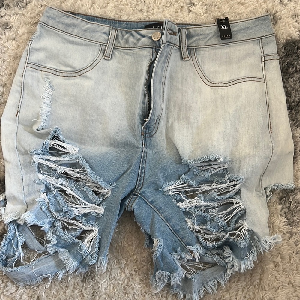 Brand NEW …Akira denim distressed shorts